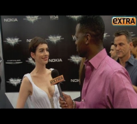 'Dark Knight Rises' Premiere: Anne Hathaway Wears Wedding White