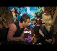 Emma Stone, Ryan Reynolds, Nicolas Cage - The Croods Interviews!