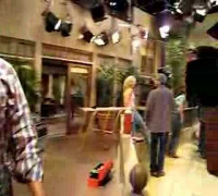 Enrique backstage on the set of Two and a Half Men part 2