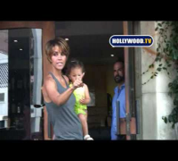 Halle Berry Gets Angry With The Paparazzi  At Barefoot