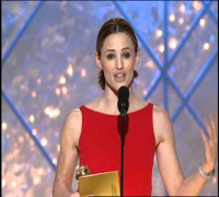 Jennifer Garner Wins Best Actress TV Series Drama - Golden Globes 2002