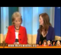 Julianne Moore on The View   [HD] PART 1   December 09 2009