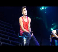 Justin Bieber- Hold Tight (Sydney) 30/11/13 Believe Tour