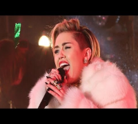 Miley Cyrus New Year's Eve "Wrecking Ball" Performance Times Square