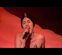 Miley Cyrus Performing 'Wrecking Ball'  - 17/11/13 - 1080p HD