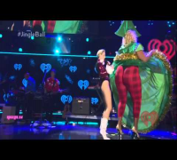 Miley Cyrus - We Can't Stop - Jingle Ball Madison Square Garden (HD)
