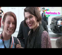 Milla Jovovich greets fans at Comic Con in SD