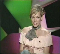 MILLA JOVOVICH - INTERVIEW - 2001 - VOB