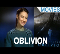 Olga Kurylenko and Joseph Kosinski 'Oblivion'