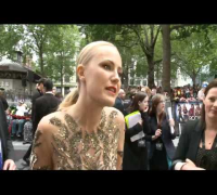 Rock of Ages premiere: Malin Akerman nearly knocked out Tom Cruise with her thigh!