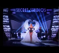 Victoria's Secret Fashion Show 2012 in HD, BRUNO MARS Rihanna Part 3