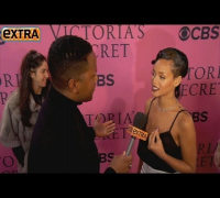 Victoria's Secret Fashion Show: On the Red Carpet wth Rihanna, Justin Bieber